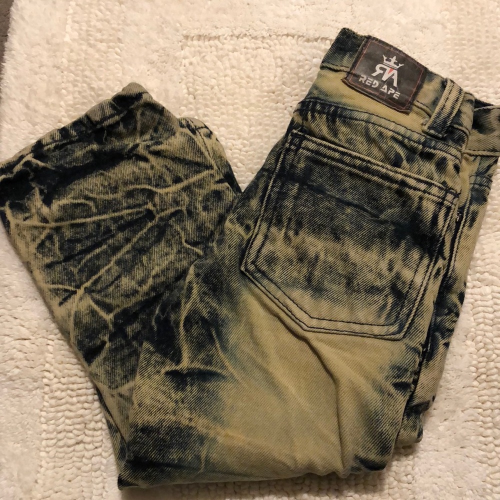 Size 4 Red Ape distressed jeans